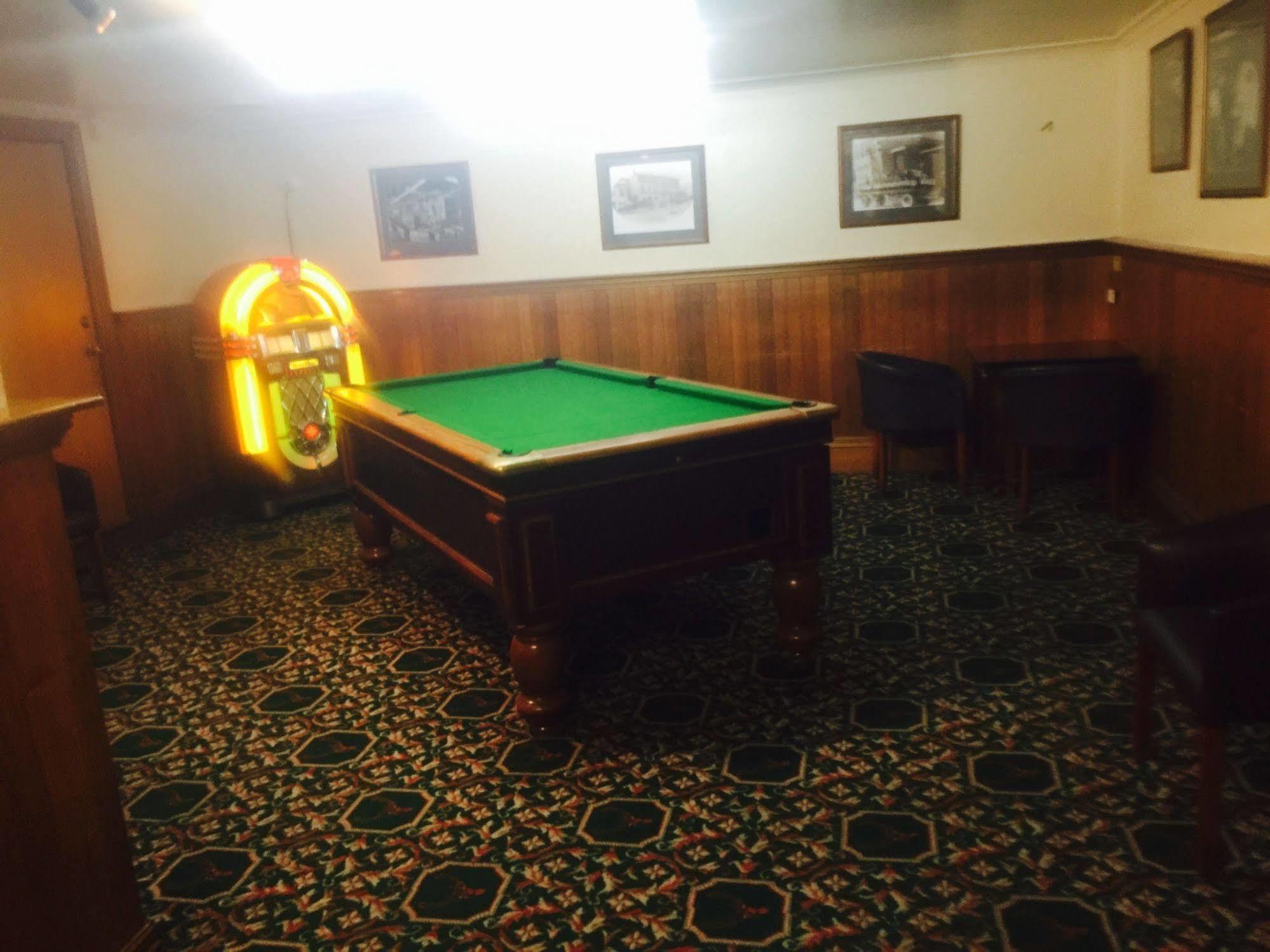 Man O'Ross Hotel Экстерьер фото